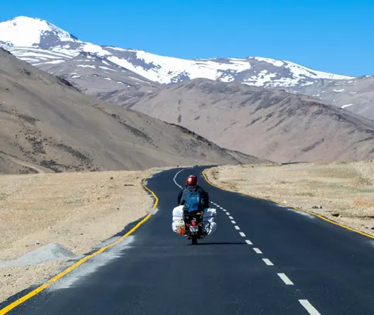 Turquoise river valley in Ladakh, Indian Himalaya